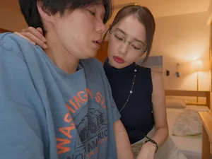 Chịch em gái dâm liên tục khiêu dâm gạ tình